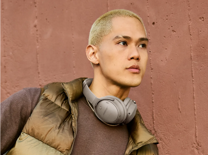 Renowned Noise-Cancelling Brand QuietComfort Headphones