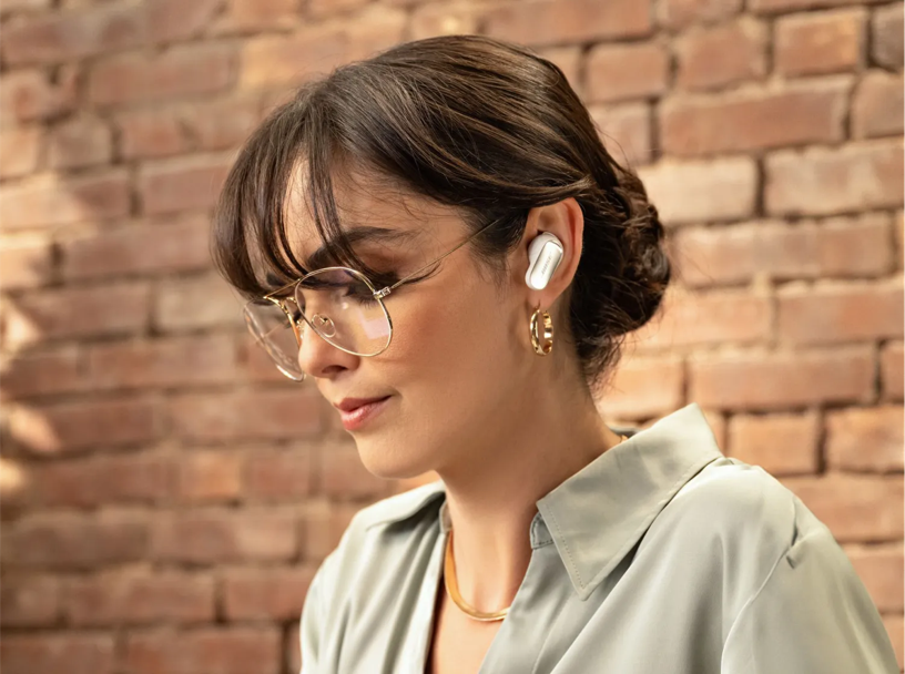Renowned Noise-Cancelling Brand QuietComfort Ultra Earbuds